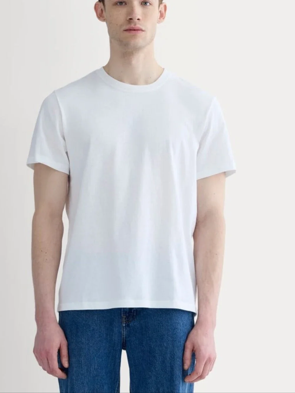 Everlane Premium Weight Uniform Men's Crew T-Shirt, White, M - Picture 4 of 4